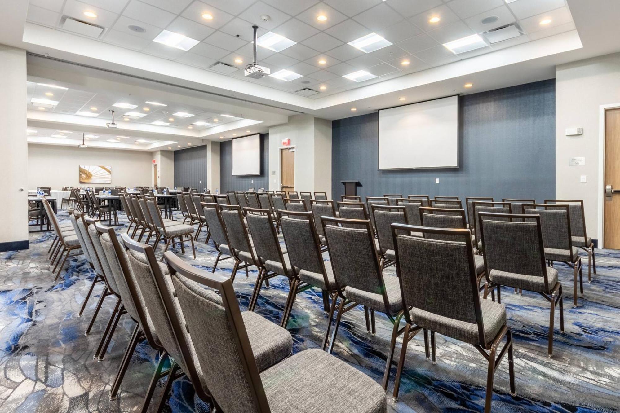 Fairfield Inn & Suites Dallas Arlington South Екстериор снимка